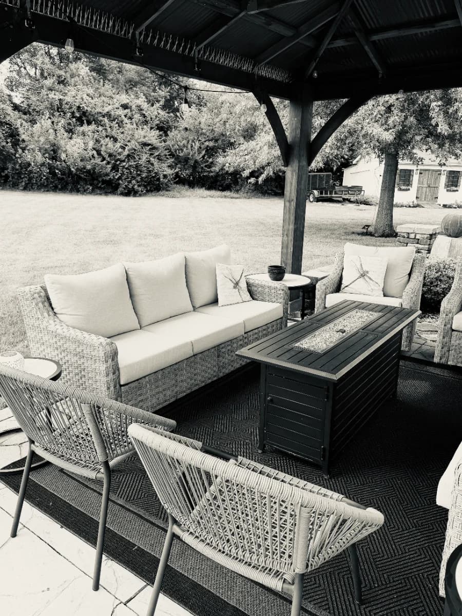 PATIO & GARDEN